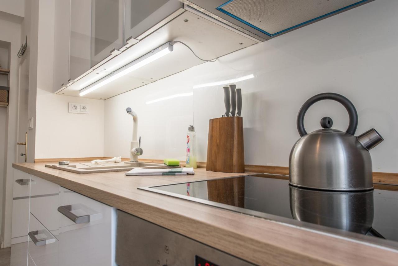 Quiet Apartment In The City Center With Own Terrace 프라하 외부 사진
